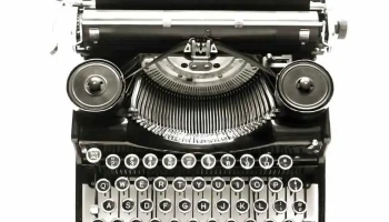 Ampersand Storyteller - France