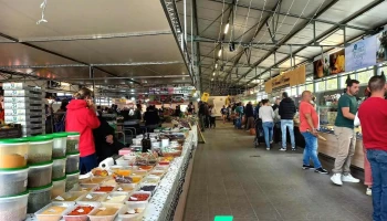 Marché de Bourcefranc-le-Chapus - 17560 Bourcefranc-Le-Chapus