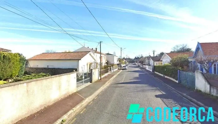 Agence Reels - Du micro-trottoir qui fait parler 🎤 - 33140 Villenave-D'Ornon