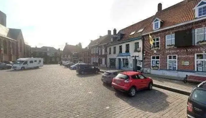 Des Livres Et Vous -  Street View Et 360deg - Esquelbecq