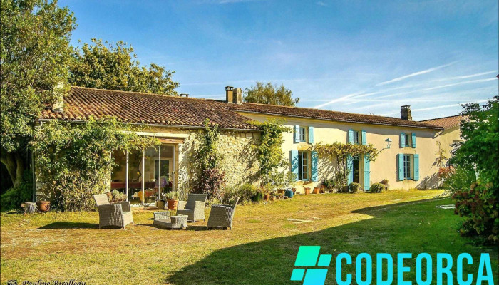 Latreuille Immobilier - 17260 Gémozac