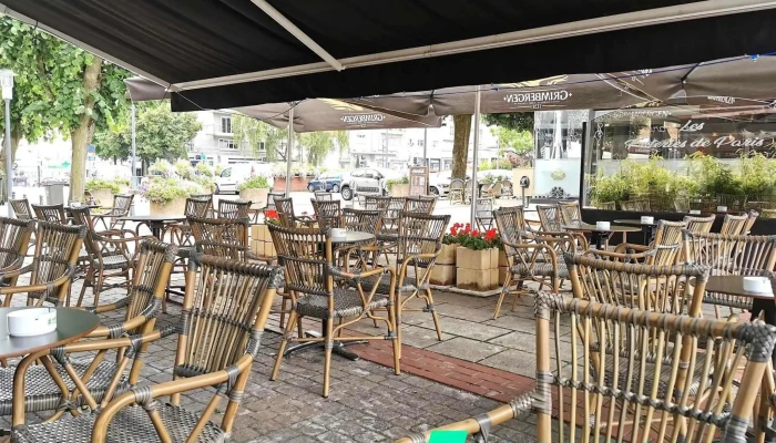 Le Paris Bar Pub Atmosphere - Maubeuge