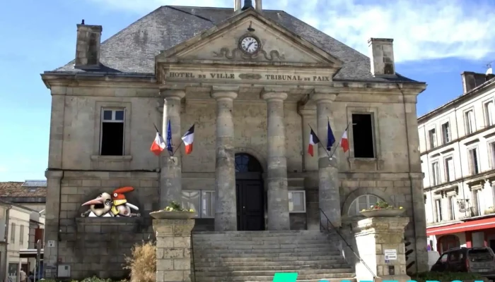 Mairie de Châteauneuf-sur-Charente - 16120 Châteauneuf-Sur-Charente