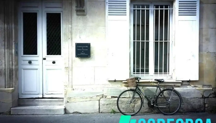 Marquepages Agence De Communication Dans Loise Photos Du Proprietaire - Chantilly